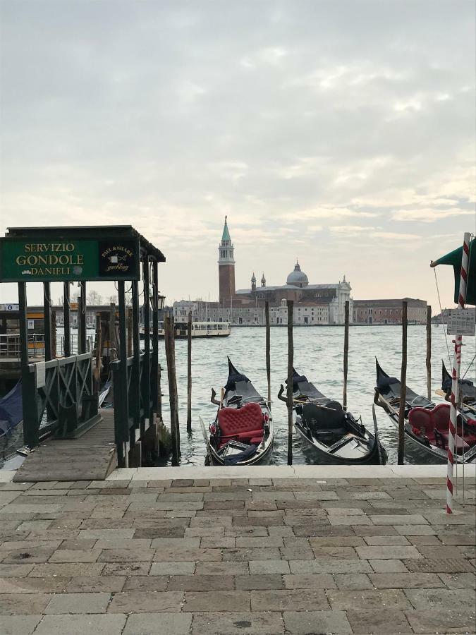 Moonlight Attic Apartment Venice Ngoại thất bức ảnh